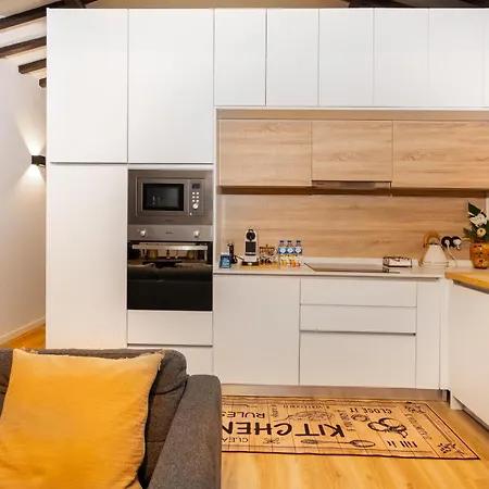 Refugio Com Jardim Perto Do