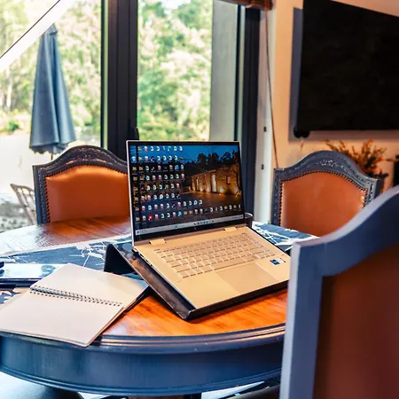 Refugio Com Jardim Perto Do شاليه *