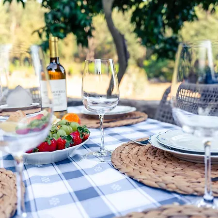 Refugio Com Jardim Perto Do Шале