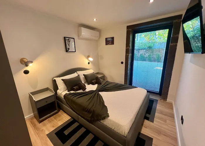 Refugio Com Jardim Perto Do * Oporto