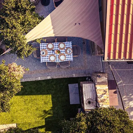 Chalet Refugio Com Jardim Perto Do Oporto