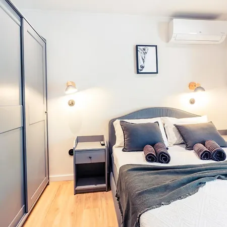 Alpehytte Refugio Com Jardim Perto Do Porto