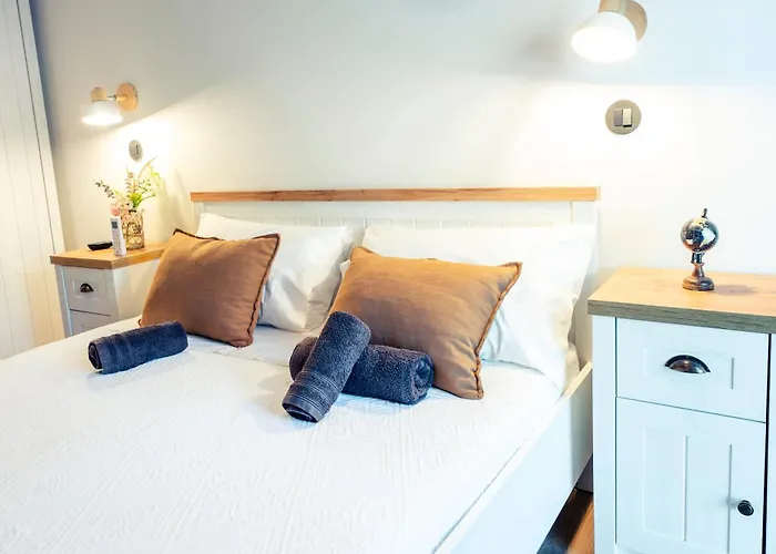 Refugio Com Jardim Perto Do Chalet Porto